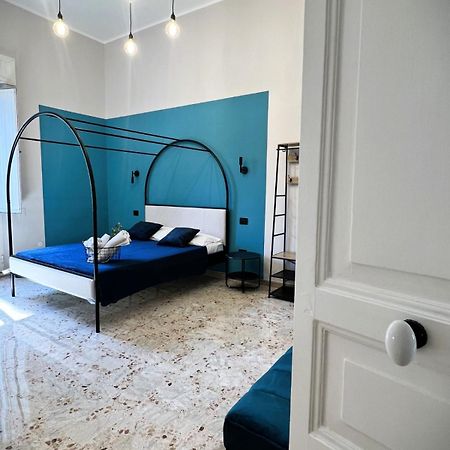 Lucky Corner - Elegant Stay Taranto Eksteriør bilde